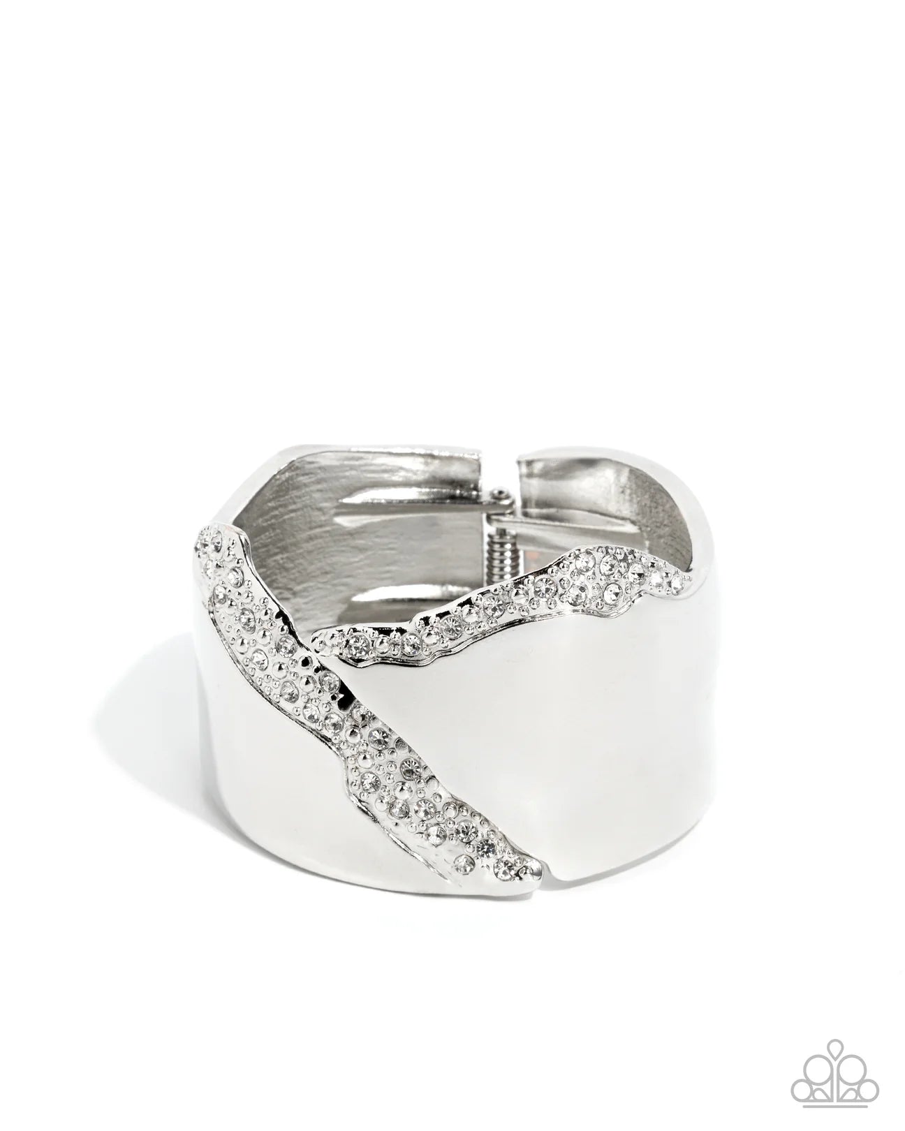 Twinkly Traverse - White