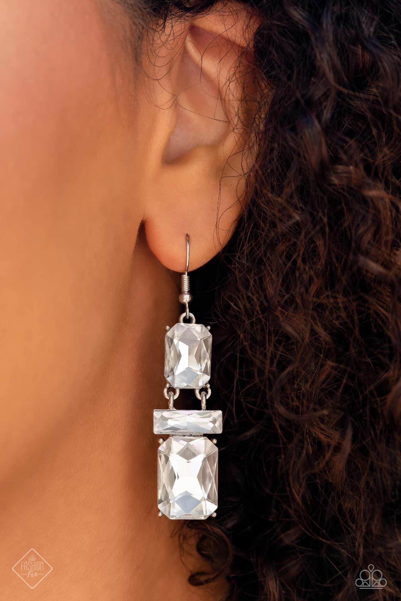 Paparazzi Accessories Magnificent Musings : March 2023 FF The Magnificent Musings Collection features bold statement pieces and edgy designs. Reveling in sassy, unapologetic fashion, Magnificent Musings mavens confidently express themselves through glamor