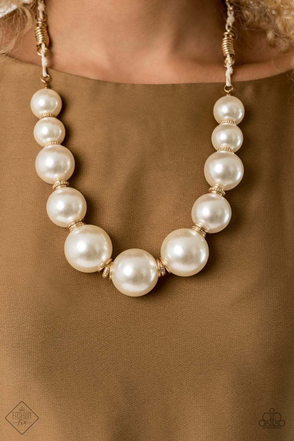 Paparazzi Accessories Fiercely 5th Avenue: FF October 2020 The styles featured in the Fiercely 5th Avenue collection are exactly what you would expect with a name like that: Sleek, classy, metallic designs that you’d find on the streets of New York. The a