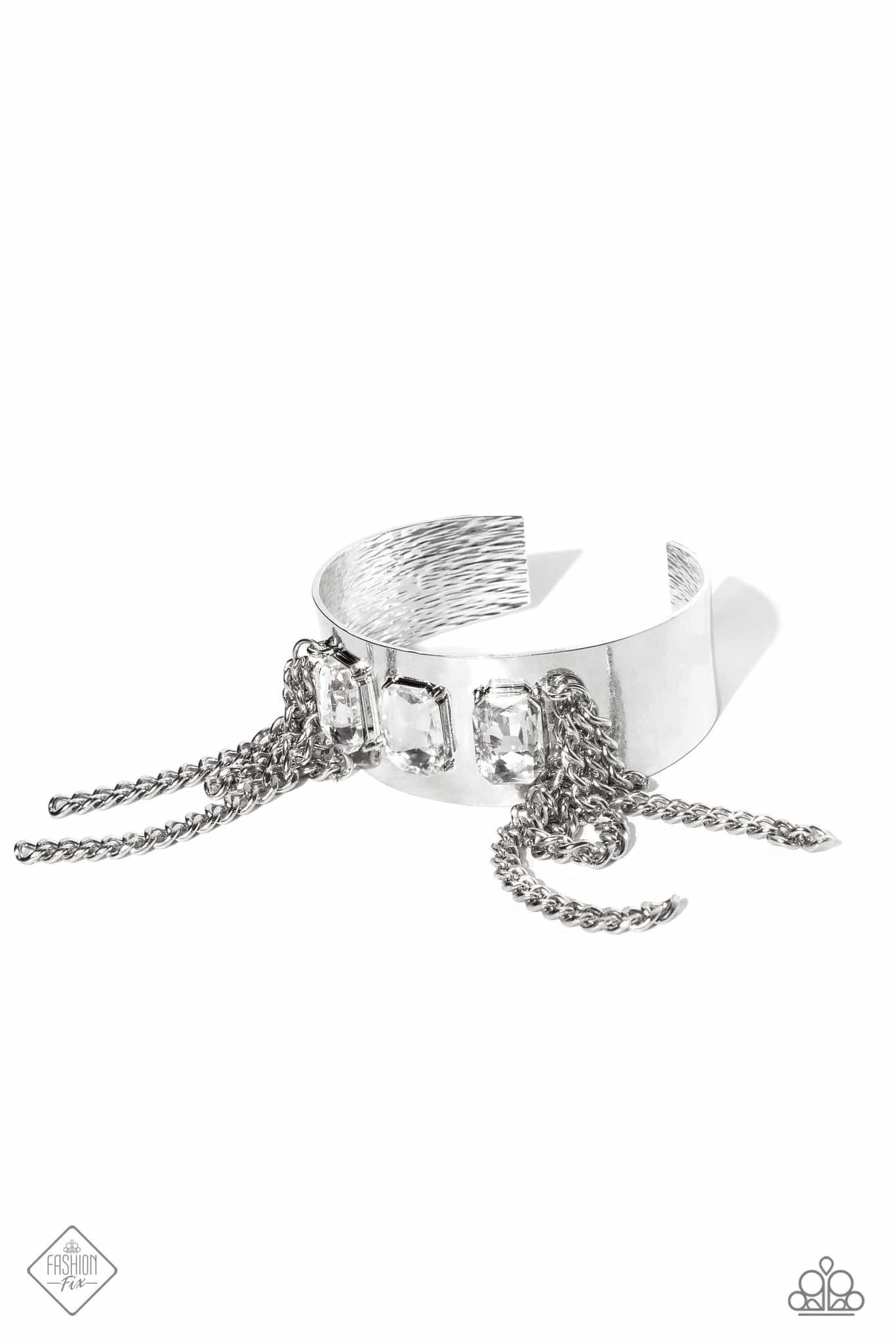 Paparazzi Accessories Magnificent Musings : March 2023 FF The Magnificent Musings Collection features bold statement pieces and edgy designs. Reveling in sassy, unapologetic fashion, Magnificent Musings mavens confidently express themselves through glamor
